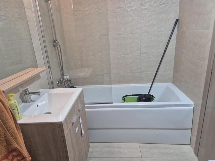 Apartament cu 2 camere decomandat, mobilat în Lacul Morii
