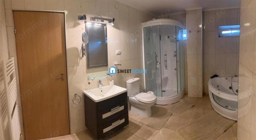 Spațiu comercial, de 850 mp, în Bran