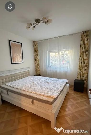 Apartament cu 3 camere decomandat în Obcini