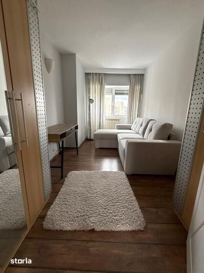 Apartament cu 3 camere decomandat în Griviței