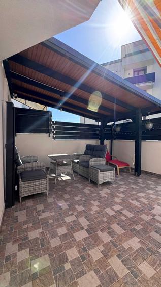 Apartament cu 3 camere decomandat în Exterior Vest