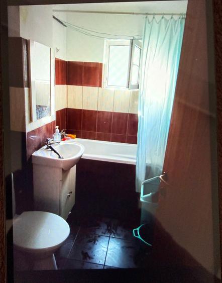 Apartament cu 2 camere decomandat în Exterior Vest