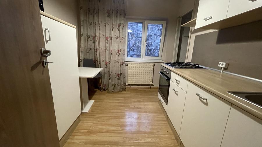 Apartament 2 camere,etajul 1,doua balcoane -zona Bucovina - 3