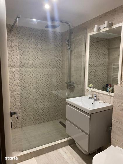 Apartament cu 2 camere decomandat, mobilat în Delfinariu