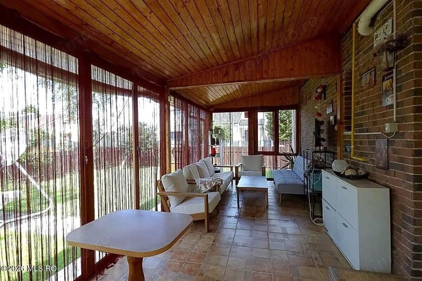 Casă cu 4 camere cu Teren 397 Mp în Cumpăna