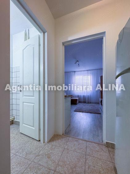 Garsonieră decomandată în Progresul