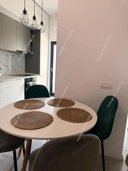 Apartament cu 3 camere decomandat în Giroc
