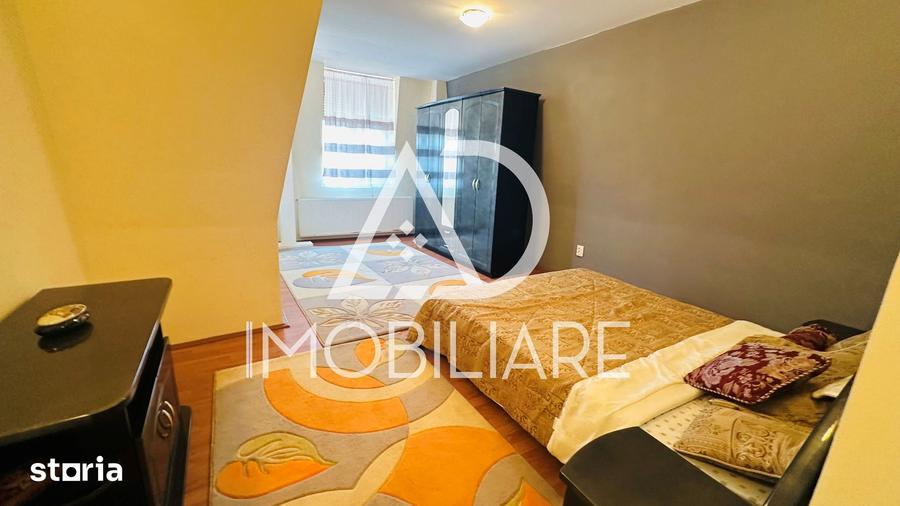 Casă cu 7 camere cu Teren 2600 Mp în Turcinești