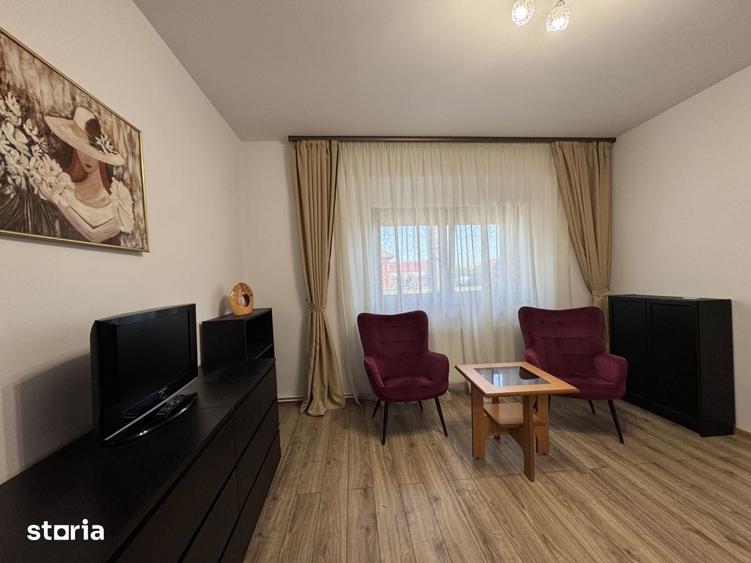 Casă cu 4 camere cu Teren 331 Mp în Dumbrăvița