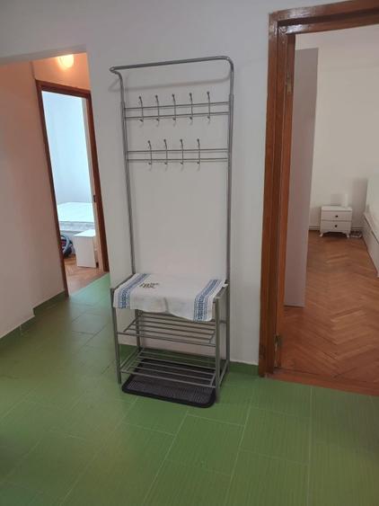 Apartament cu 3 camere decomandat în Grigorescu