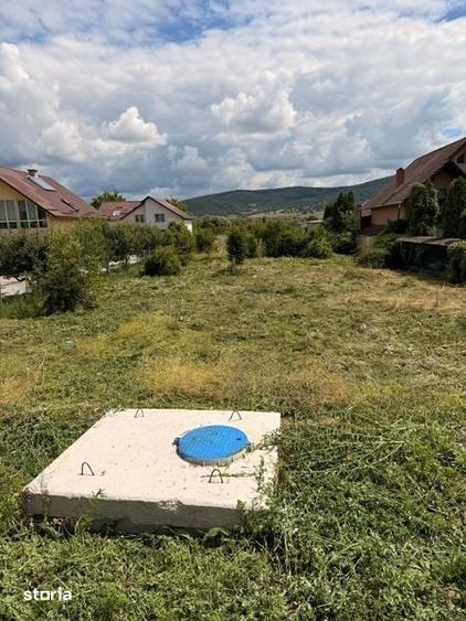Teren de 2500 mp, în Unirea