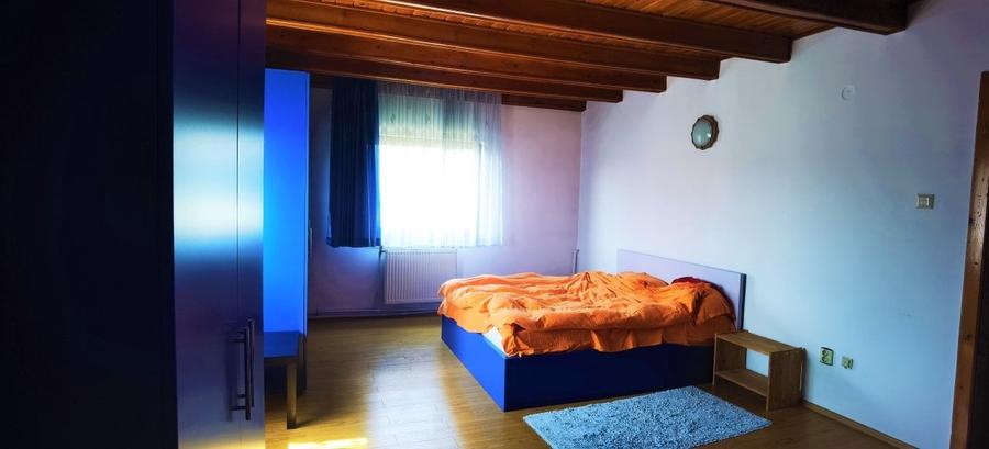 Casă individuală cu 5 camere cu Canalizare în Breaza