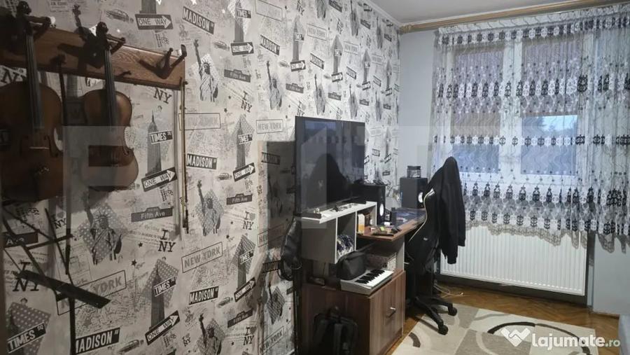 Apartament cu 3 camere decomandat în Burdea