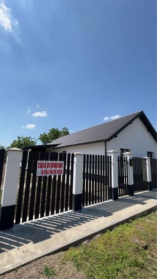 Casă cu 4 camere cu Teren 738 Mp în Șimand