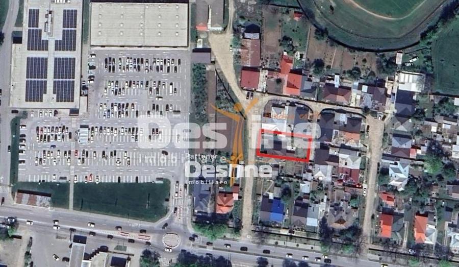 Duplex cu 3 camere cu Canalizare în Central