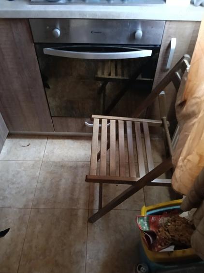Apartament cu 3 camere semidecomandat în Micro II