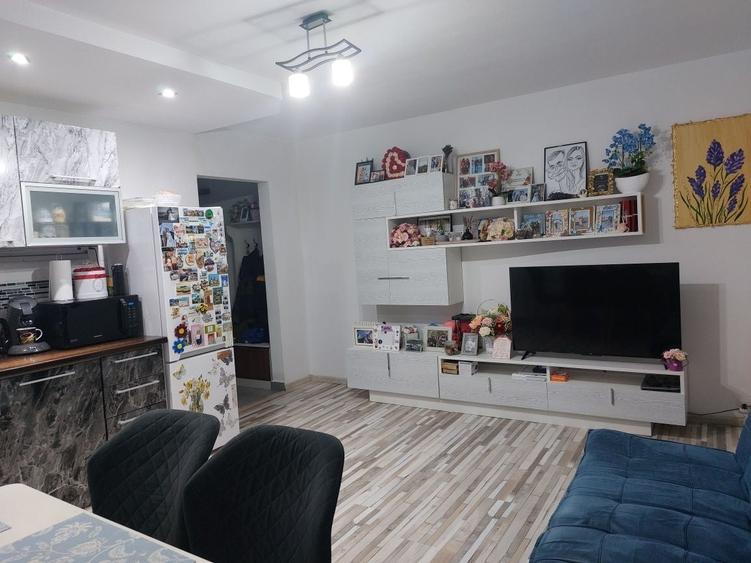 Apartament cu 2 camere decomandat în Rogerius
