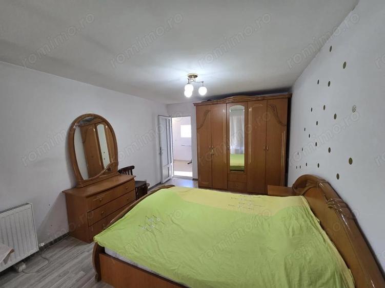 Casă cu 6 camere cu Teren 293 Mp în Năvodari