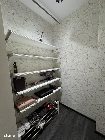 Apartament cu 2 camere, mobilat în Florilor