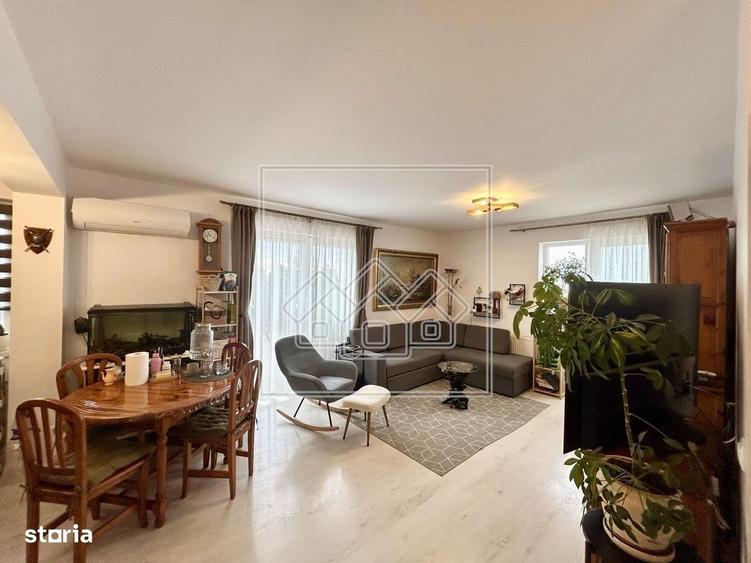 Apartament 3 camere, mobilat+utilat, loc parcare, terasa 55 mp - 1
