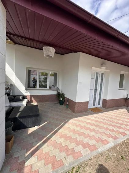 Casă cu 2 camere cu Teren 150 Mp în Central