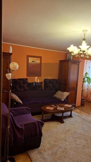 Apartament cu 4 camere decomandat, mobilat în Titan