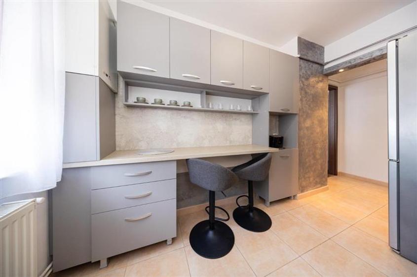 Vanzare apartament 2 camere, Rasnov, Str. Republicii,mobilat, utilat - 2