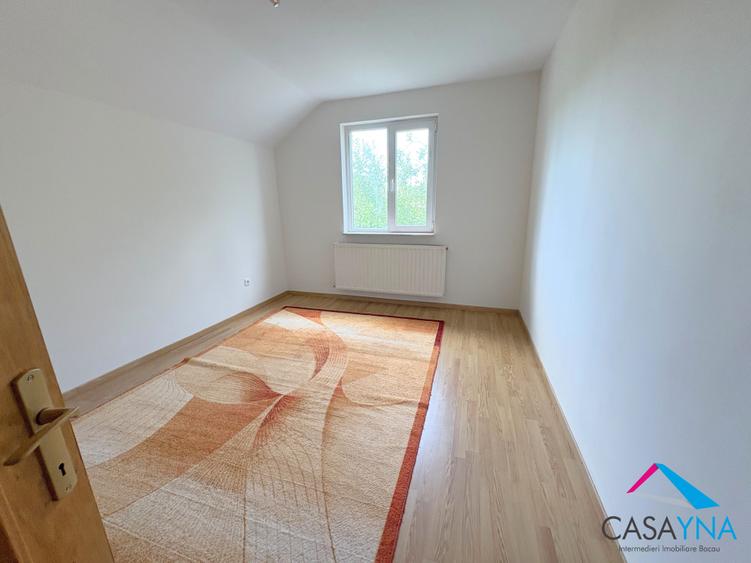 Casă individuală cu 5 camere cu Teren 380 Mp în Șerbănești