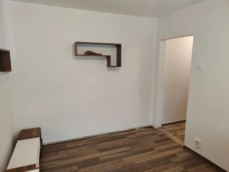Apartament cu 2 camere semidecomandat în Casa de Cultură