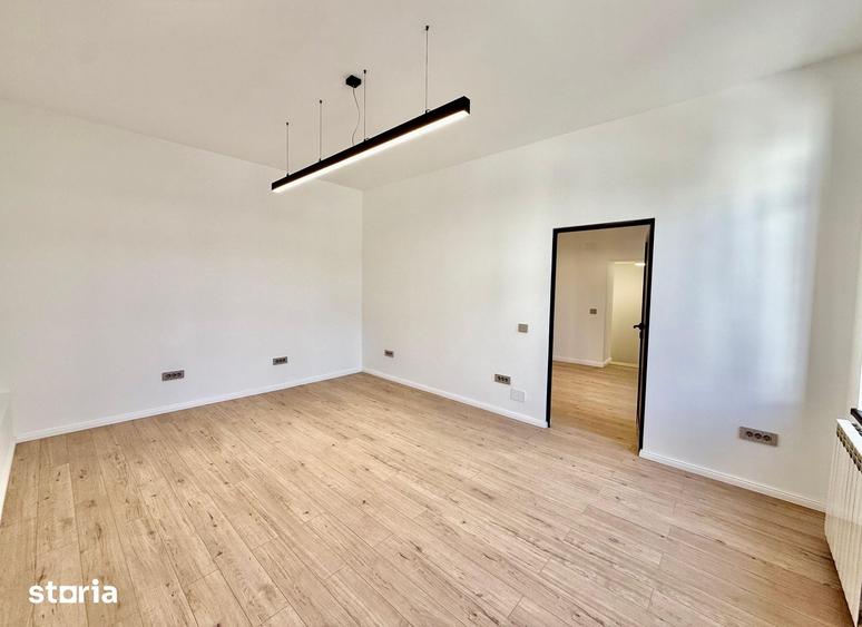 Spațiu comercial, de 43 mp, în Piața Unirii