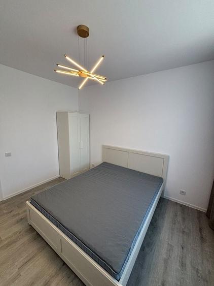 Apartament cu 2 camere decomandat în Roșu