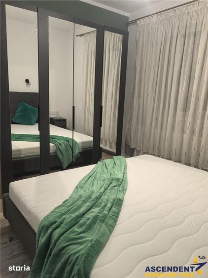 Apartament cu 2 camere semidecomandat, mobilat în Simeria