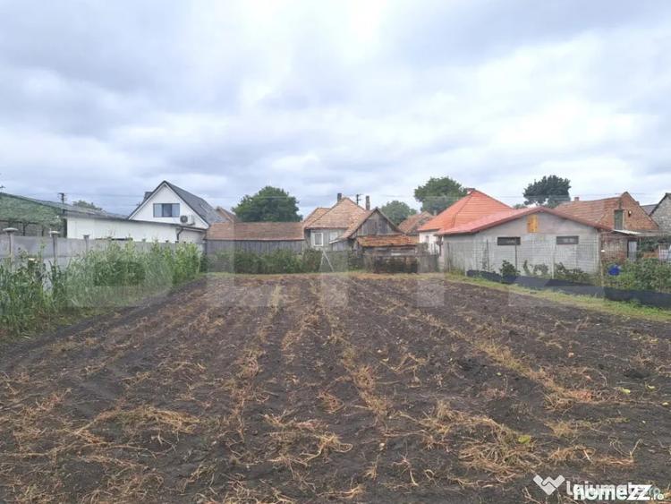 Casă cu 3 camere cu Teren 803 Mp în Hălchiu