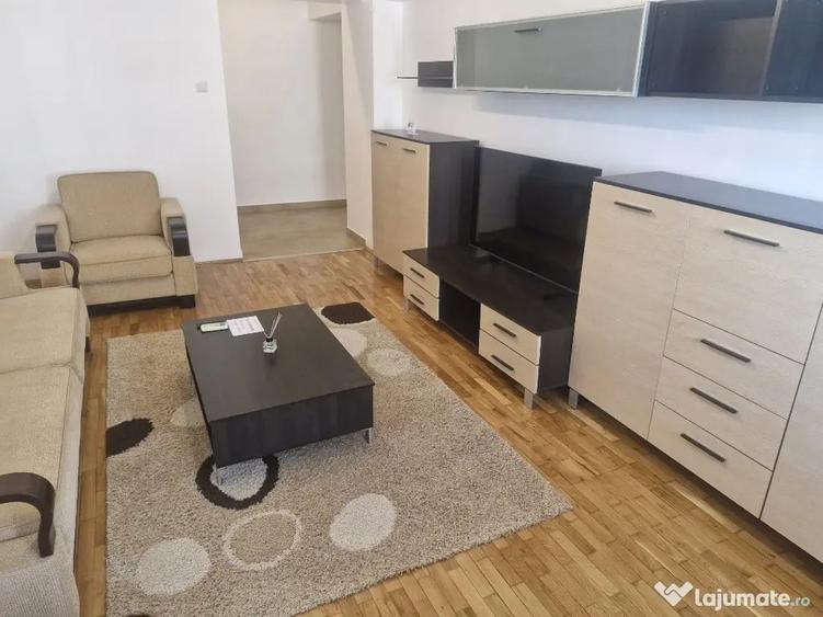 Apartament cu 3 camere decomandat în Unirii Sud