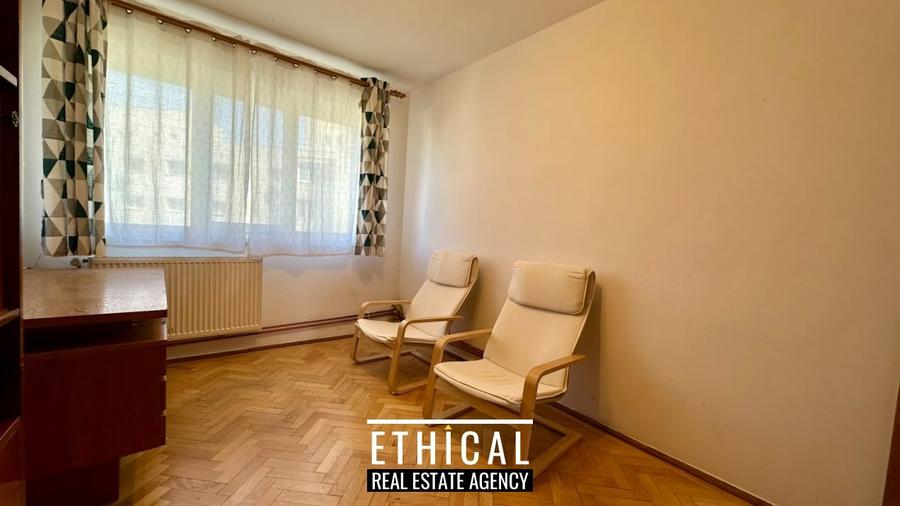 Apartament cu 3 camere semidecomandat, mobilat în Veteranilor