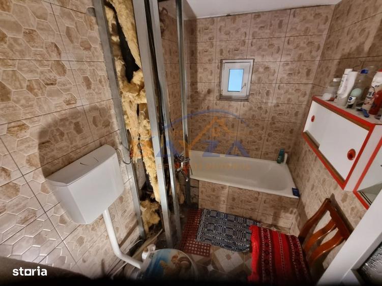 Apartament cu 3 camere decomandat în Republicii
