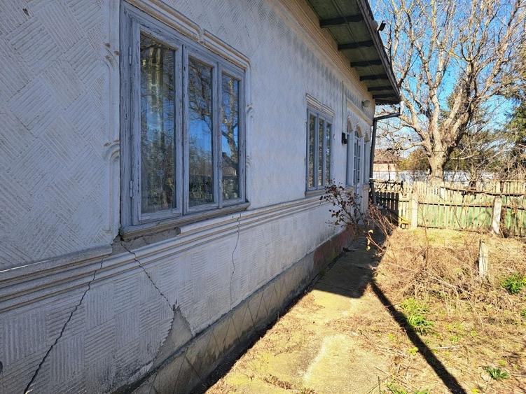 Casă cu 3 camere în Zvoriștea