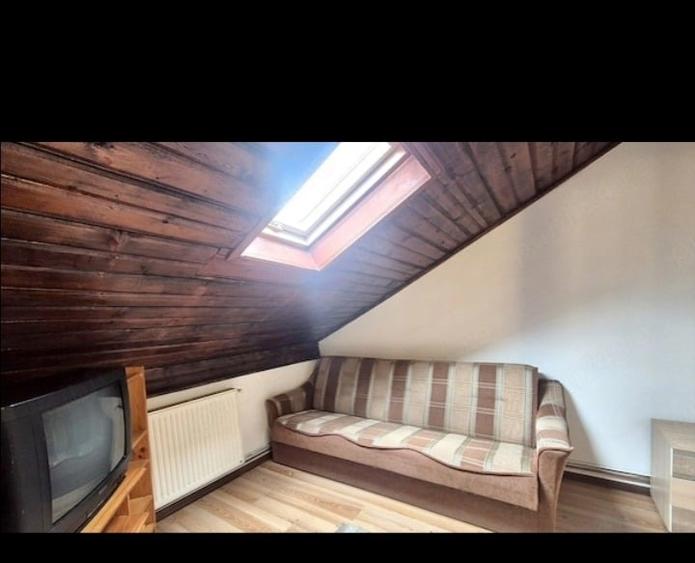 Apartament cu 3 camere circular, mobilat în Răcădău