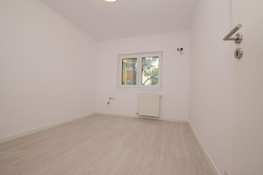 3 camere, renovat, centrală, 2/4, Rahova - Strada Oltina - 9
