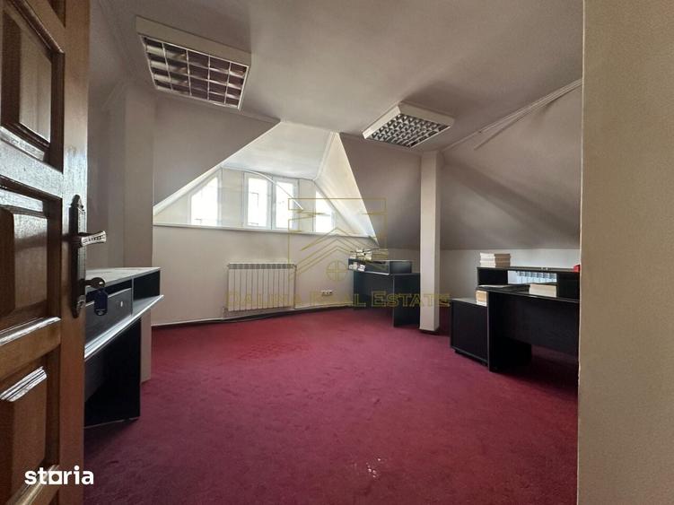 Casă cu Teren 650 Mp în Centrul Civic