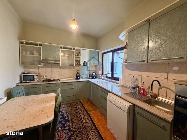 Casă cu 3 camere în Central