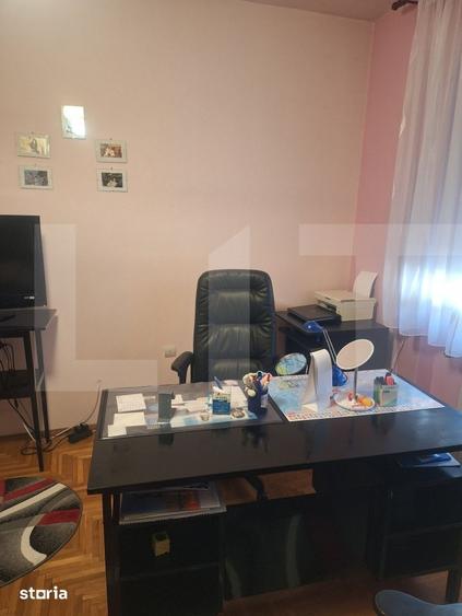 Casă cu 6 camere cu Teren 470 Mp în Central