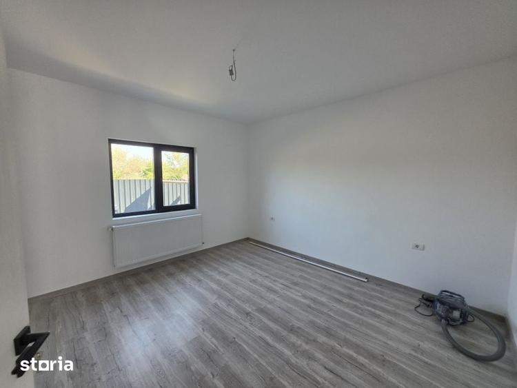 Oportunitate! Casa la sol, 3 camere, teren 420 mp, Valu lui Traian! - 8