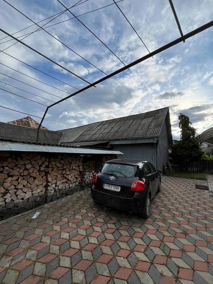 Casă cu 5 camere cu Teren 360 Mp în Central