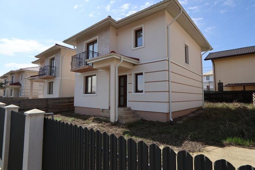 Duplex cu 4 camere cu Canalizare în Lunca Cetățuii