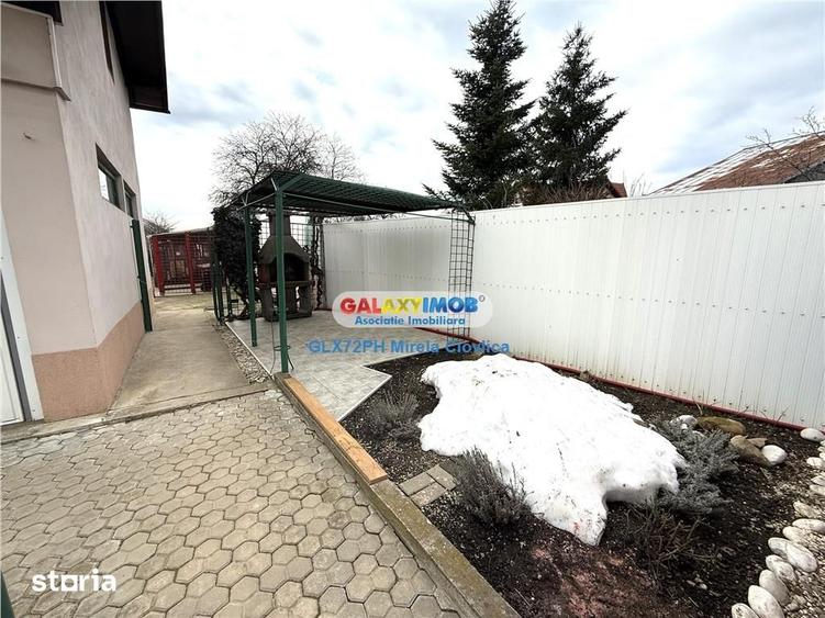 Casă cu 4 camere cu Teren 985 Mp în Central