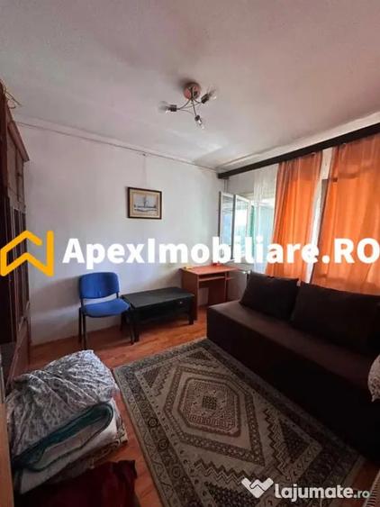 Apartament cu 4 camere decomandat în Doamna Ghica