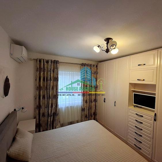 Apartament cu 4 camere decomandat în Central