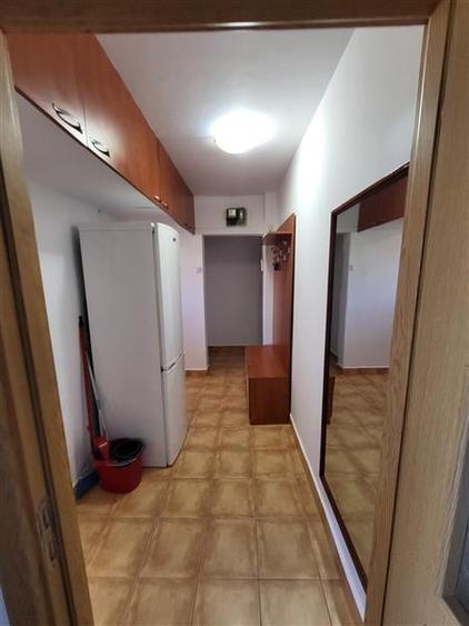 Apartament cu 2 camere nedecomandat, mobilat în Complex Studențesc