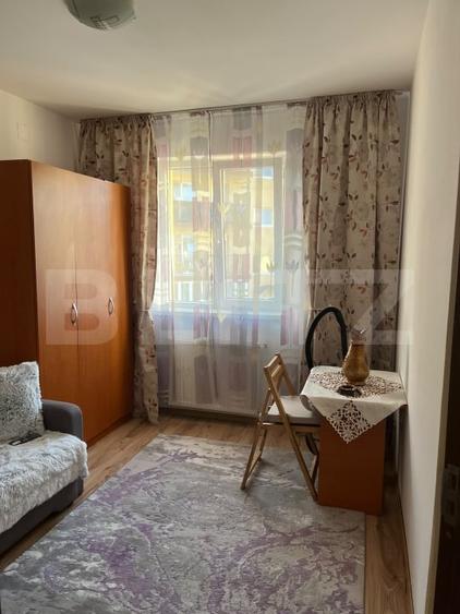 Apartament cu 2 camere semidecomandat, mobilat în Florești